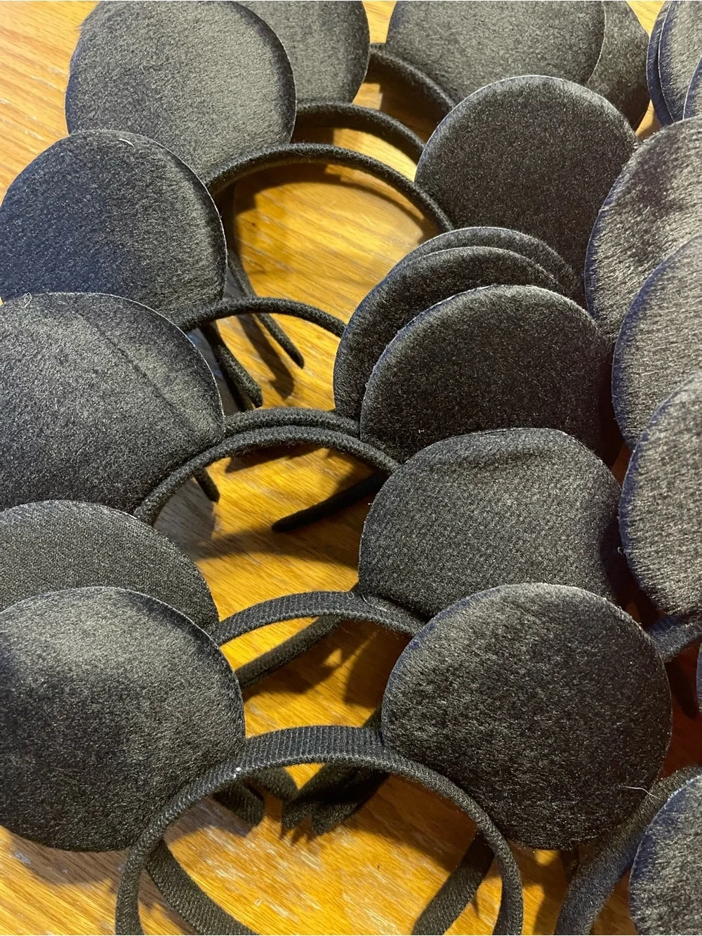 NEW Minnie & Mickey Ear Headbands 🌼
